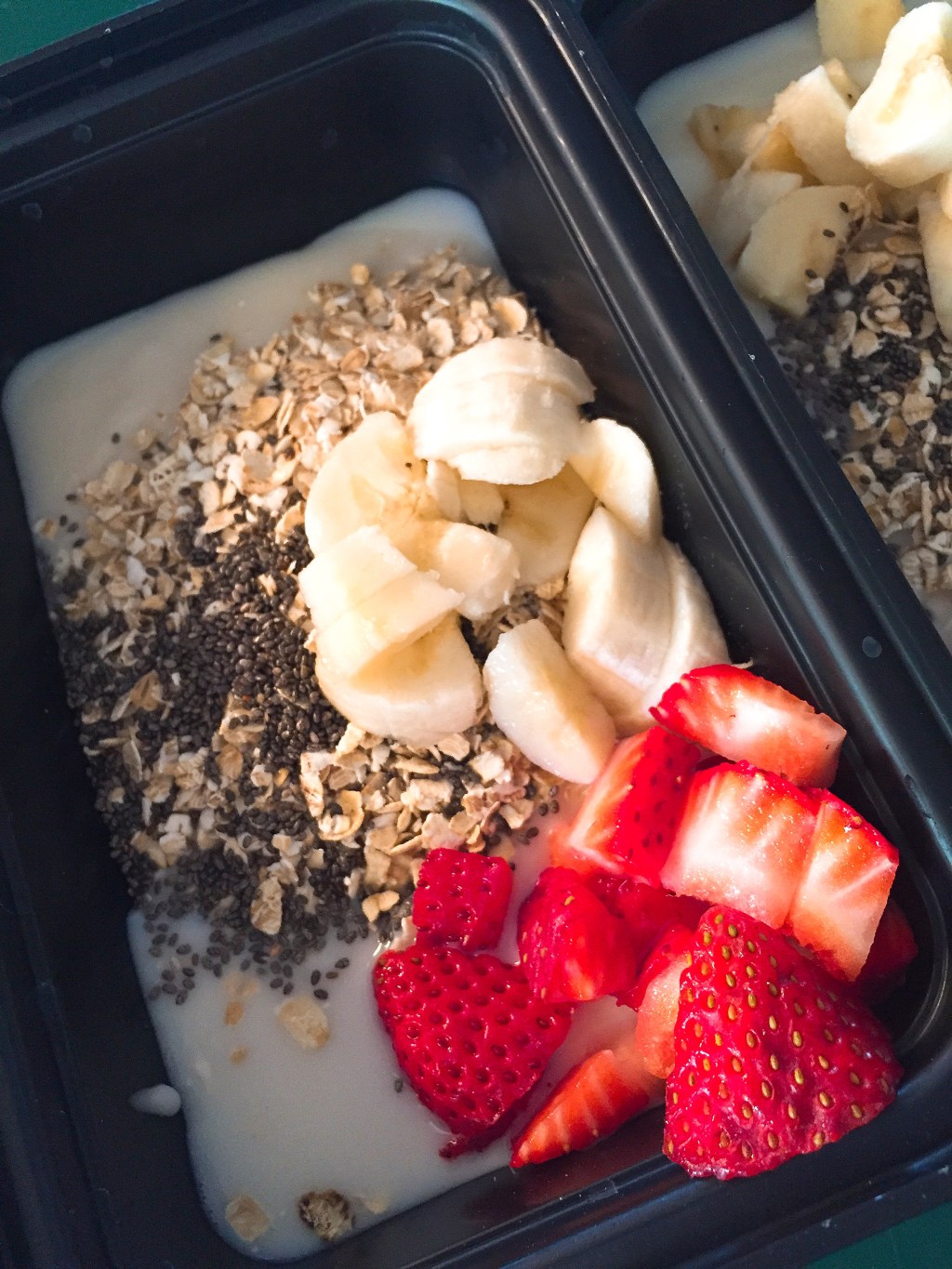 Strawberry Banana Overnight&nbsp;Oats