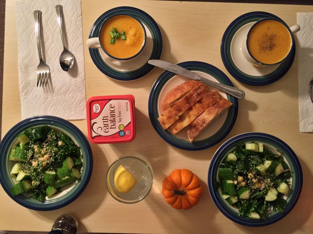 Sweet Potato Cauliflower Soup w Marinated Kale&nbsp;Salad