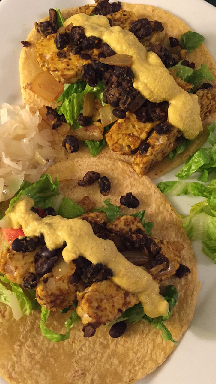 Black Bean & Tempeh Tacos w Cashew Cheese&nbsp;Sauce